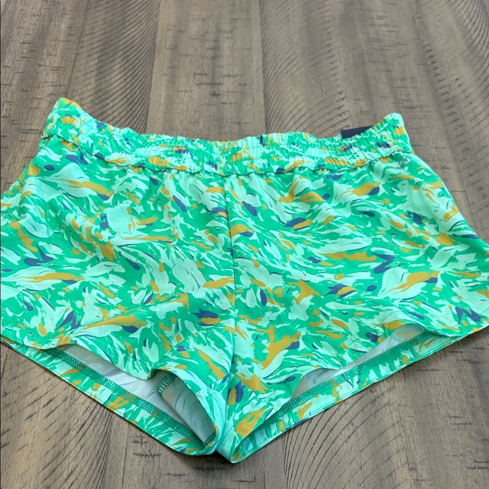 553 DSG Green and Yellow Patterned Women's Athletic Shorts